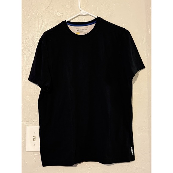 Eddie Bauer Mens Travex Freedry Short Sleeve Black T shirt Large - Picture 1 of 7